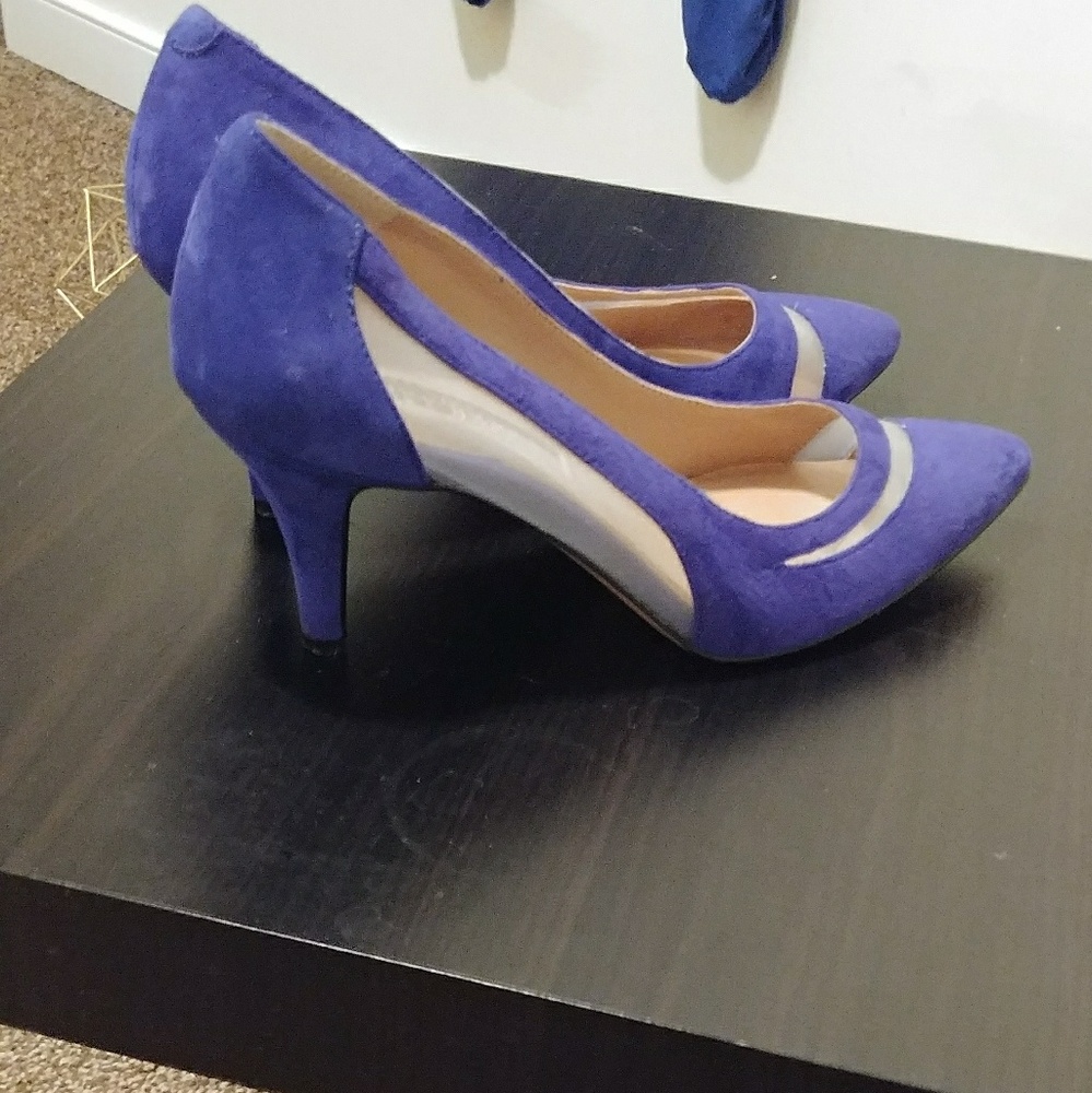 Suede Pumps - Picture 3 of 3